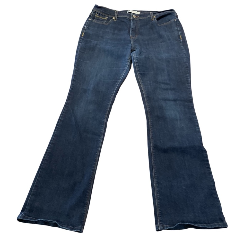 Levi Boot Cut 515 Jeans with back flap pockets and rare single "R" red tag.  14.